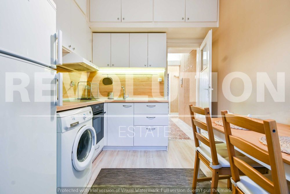 Дава се под наем Тристаен апартамент в София, Център - 86 кв.м за 800 € - Снимка #7