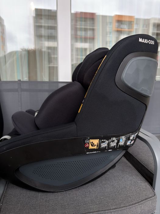 Scaun auto MAXI COSI PEARL 360 + Isofix Family Fix 360