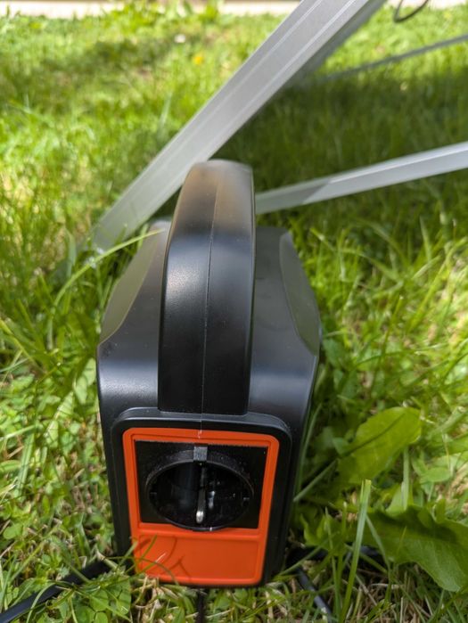 Преносима соларна система