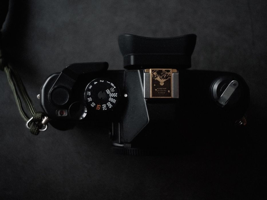 Продавам филмово тяло Yashica FX-3 Super 2000