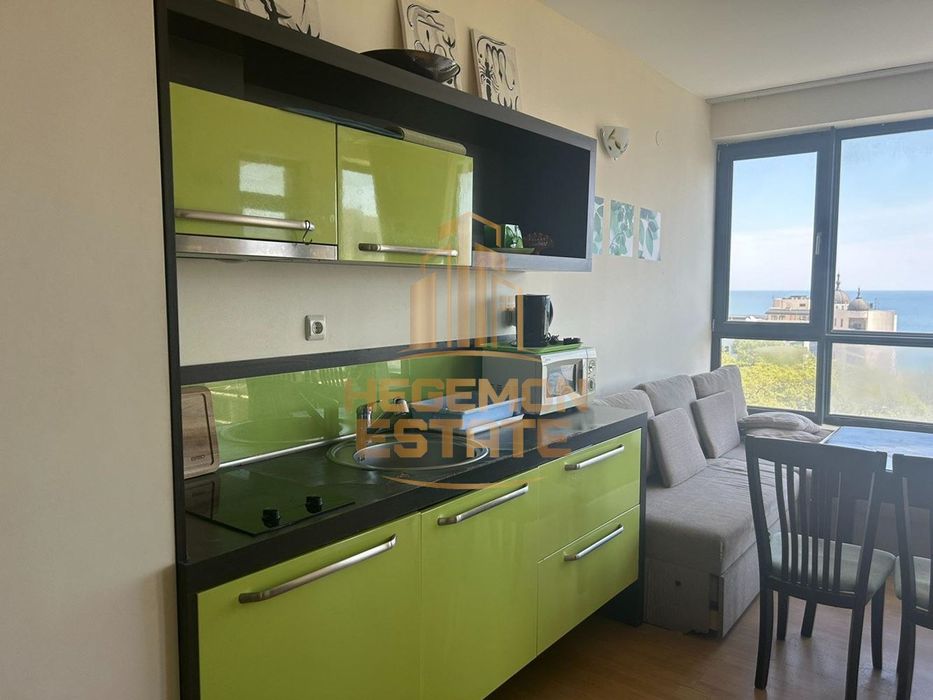Продава се Тристаен апартамент в к.к. Златни пясъци - 91 кв.м за 701 €/кв.м - Снимка #1