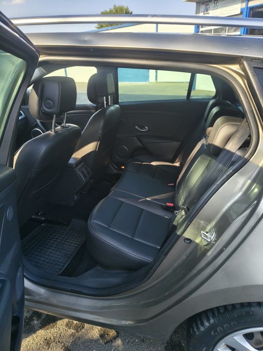 RENAULT Megane 2010 — imagine 4
