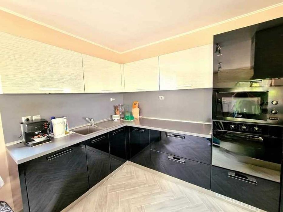 Продава се Къща в с. Приморци, Област Добрич - 280 кв.м за 625 €/кв.м - Снимка #22