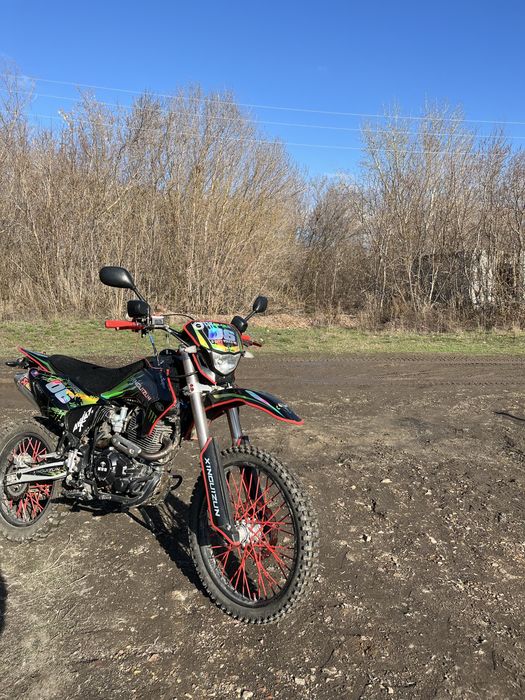 Мотоцикл xinguizun 300
