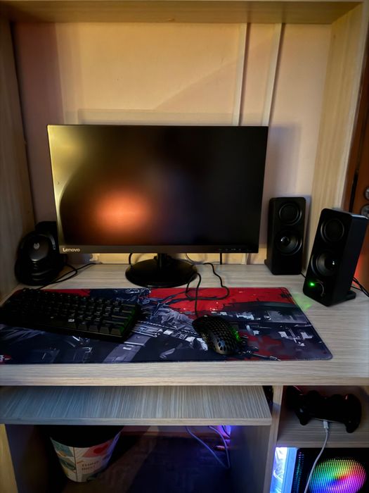 Pc gaming steup întreg
