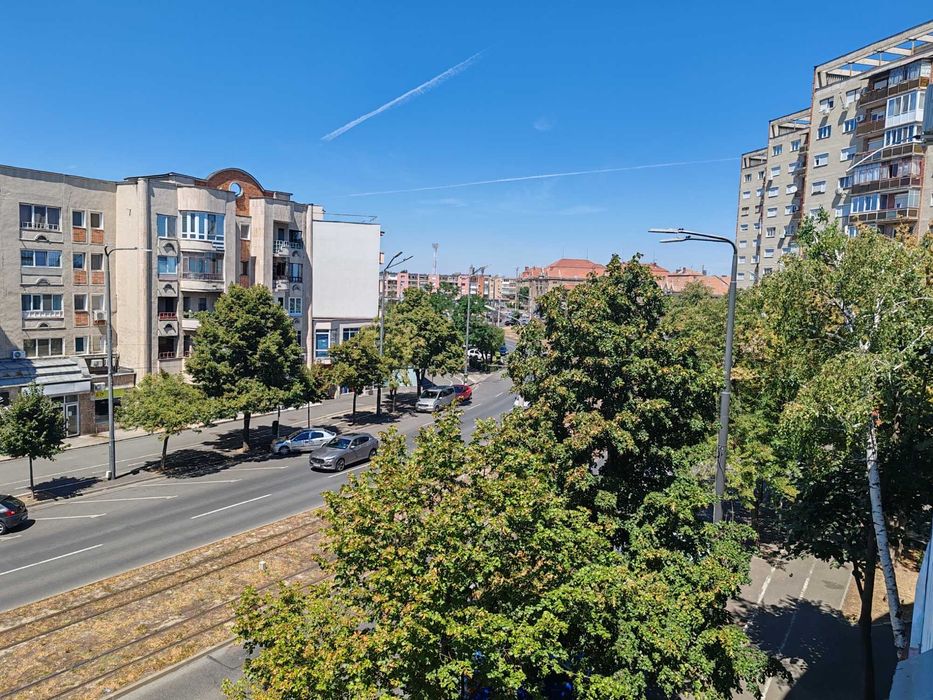 PROPRIETAR Apartament 3 camere Central et 3, Terasă panoramică