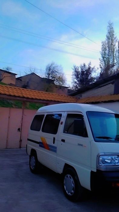 Damas sotiladi yangi 2000 yurgan