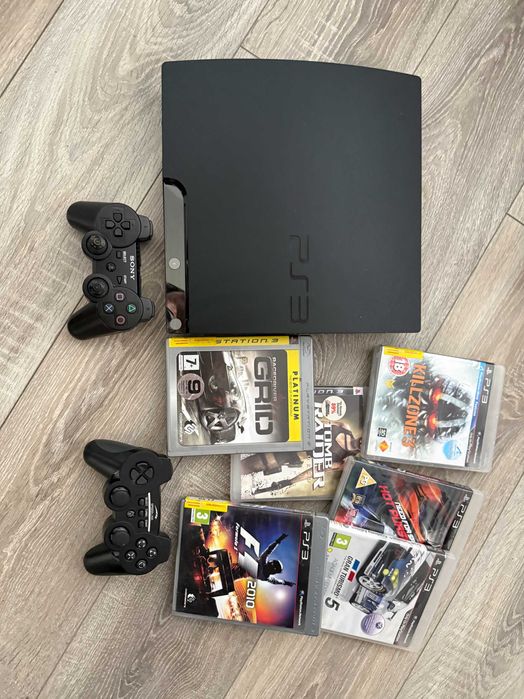 Playstation 3 с джойстици и игри