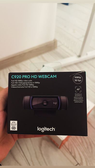 Vând cameră web Logitech C920 Pro HD – NOUĂ, în cutie