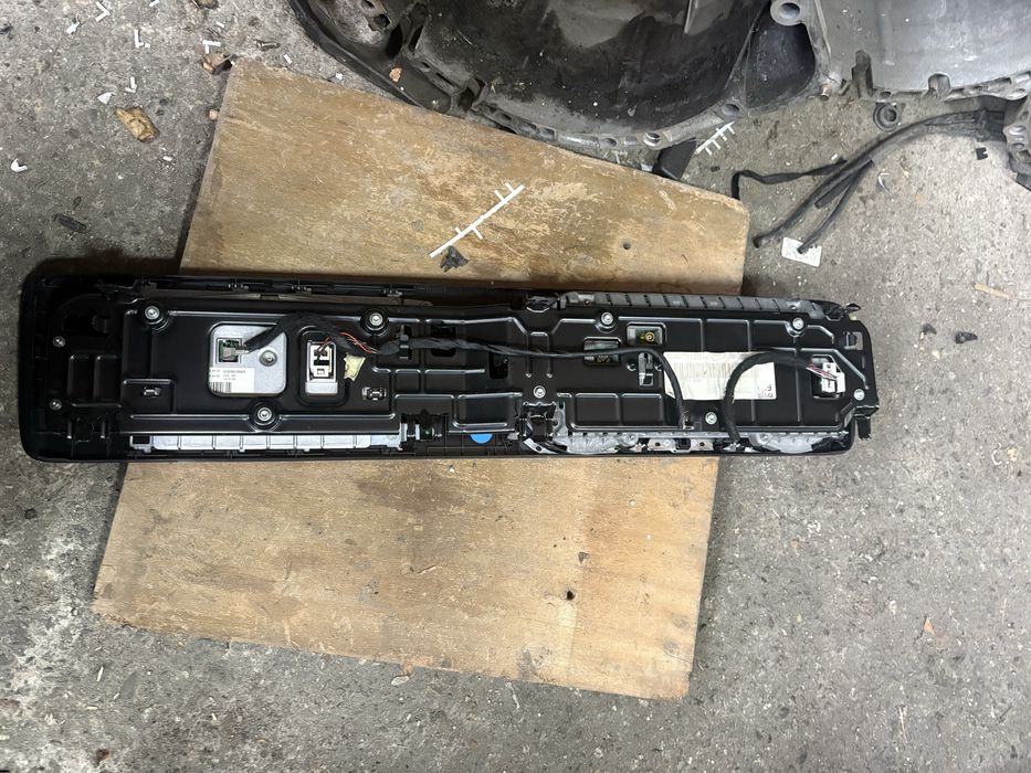 Mercedes w213 2.2cdi 194кс 4 matic Километраж и Монитор