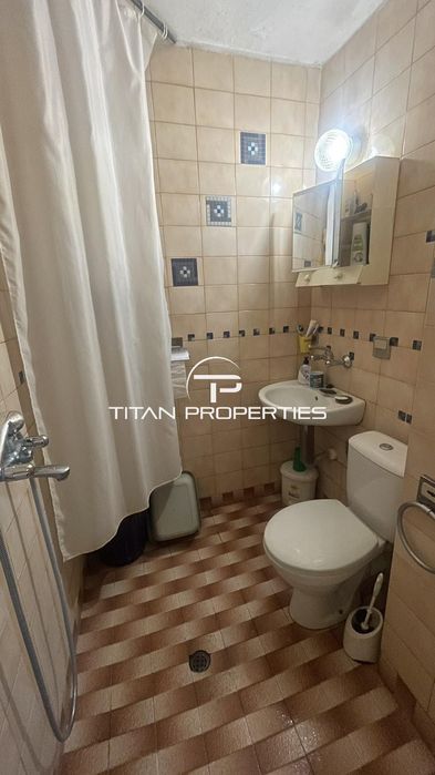 Продава се Двустаен апартамент в Бургас, Възраждане - 58 кв.м за 1759 €/кв.м - Снимка #4