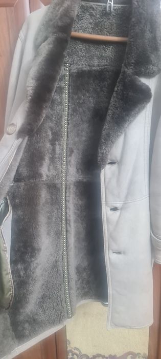 Продам натуральную дублёнку !!