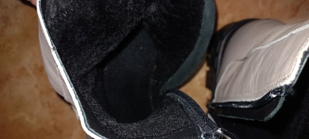 Ghete îmblănite din piele naturală nr 37