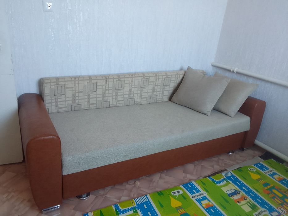 Продам диван 2м 29см