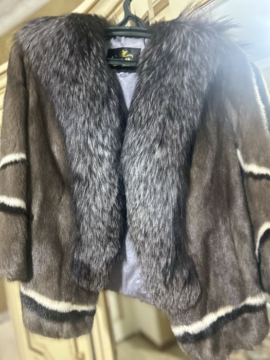 Продам шубу автоледи