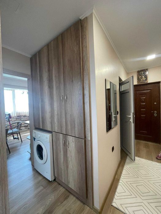 Продава се Тристаен апартамент в Търговище, Запад 3 - 75 кв.м за 1224 €/кв.м - Снимка #1