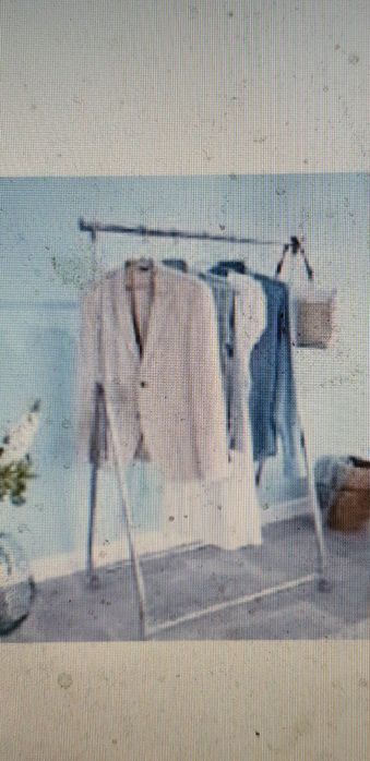 Сгъваема закачалка на колелца-нова