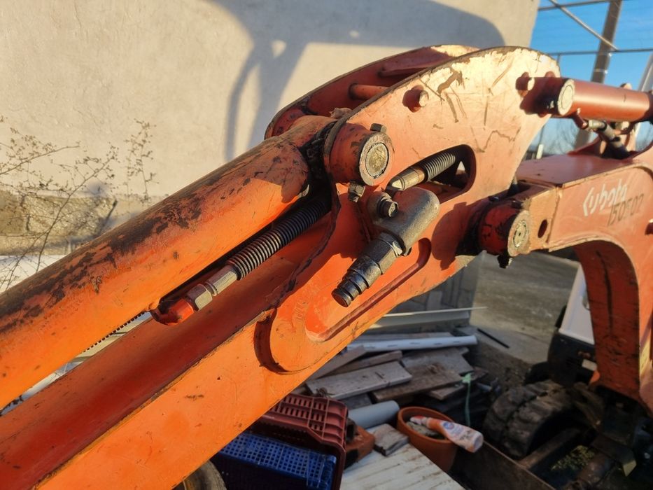 Багер Kubota KX36-3 и ремарке с пътеки