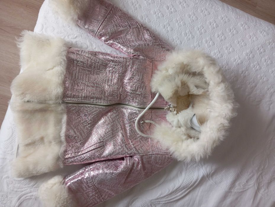 Детско палто естествена кожа