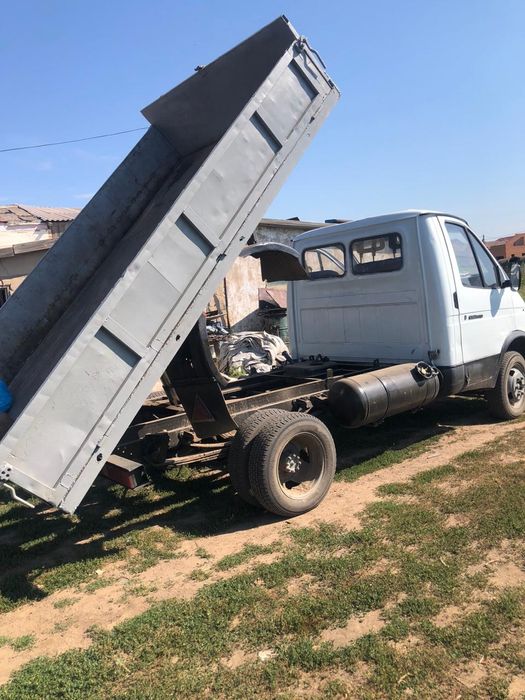 Продам газель самосвал