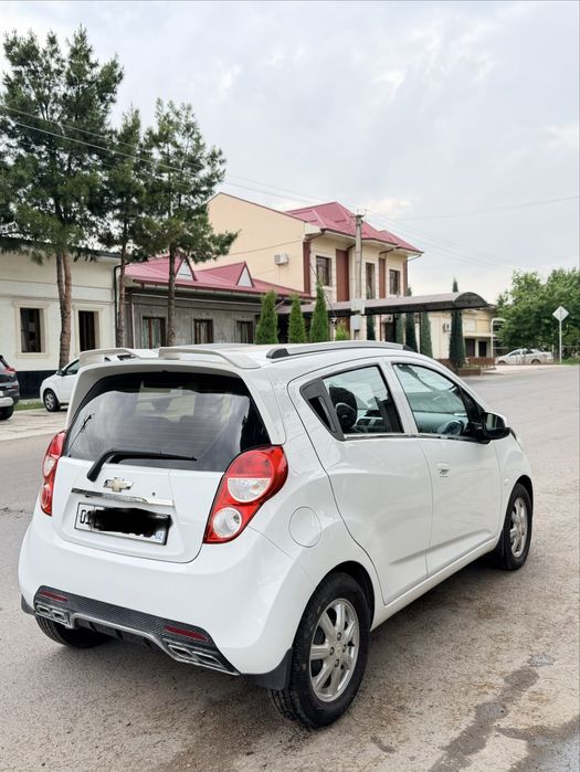 Spark 2pz sotiladi