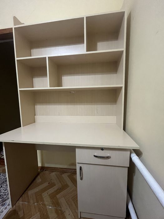 Письменный стол школьника