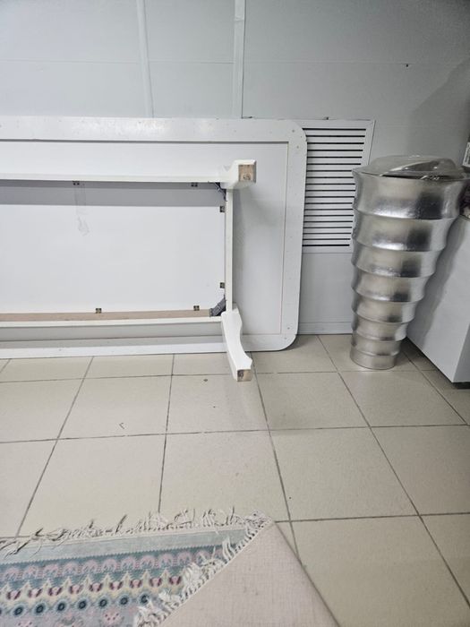 Продам стол 2.50м