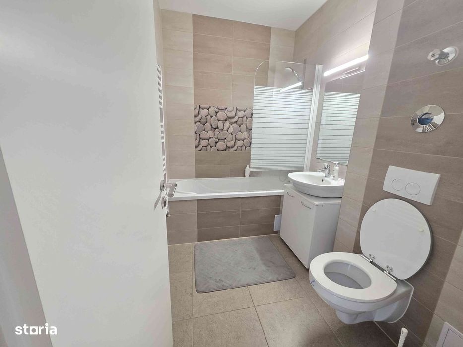 Apartament  de inchiriat 2 camere ,parcare, boxa, avantgarden Brasov