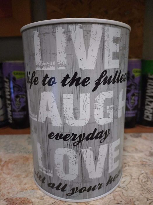 Метална ретро касичка с надписи от Испания