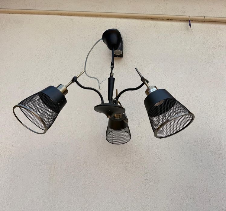de vanzare Lustre 3 bucati (50 lei bucata!)