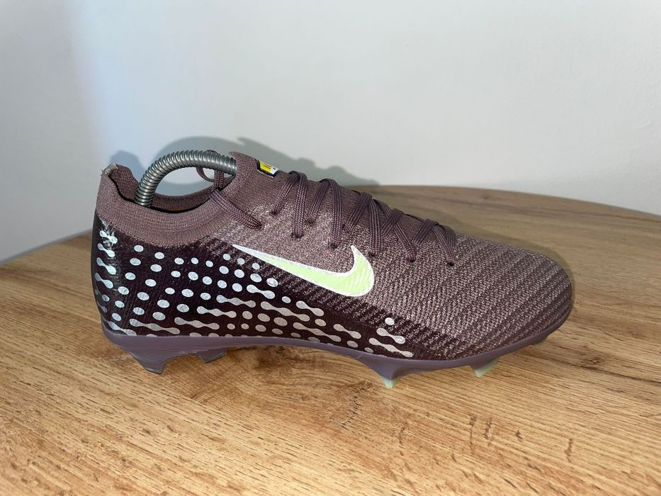 Ghete de fotbal Nike Zoom Mercurial Vapor 16 Elite Kylian Mbappé FG nr 40 - 43