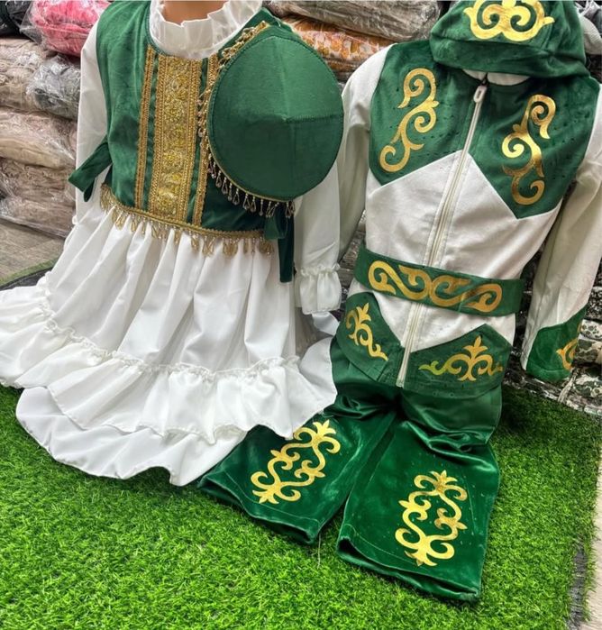 Национальные костюмы