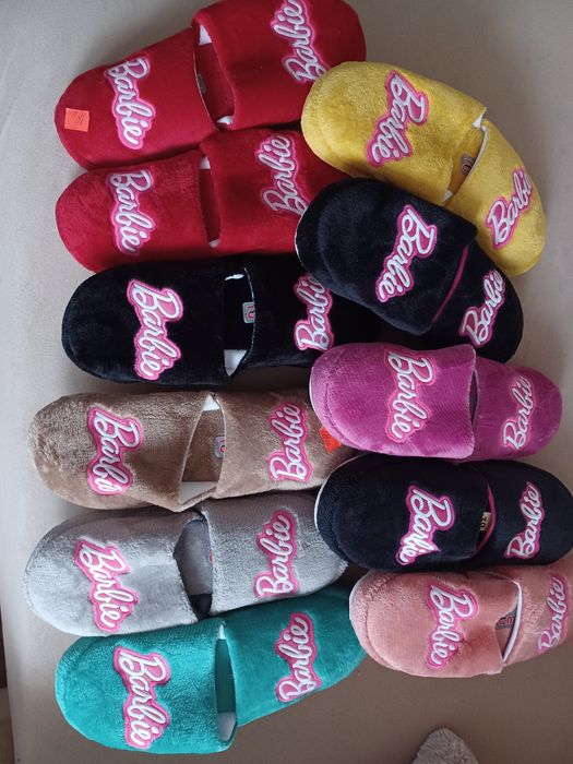 Продавам домашни чехли