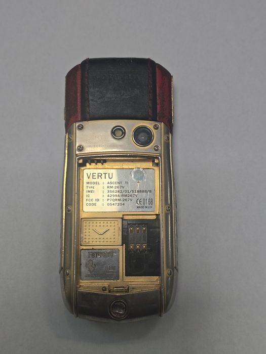 Vertu Ascenti Ti Ferrari limited edition 2009