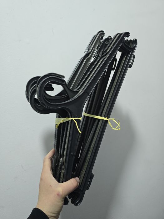 Вешалки плечики для одежды