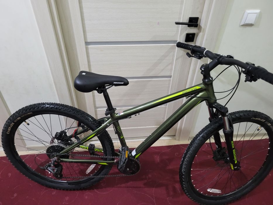 Montana Mongoose velosipedi (dark green). SROCHNO!