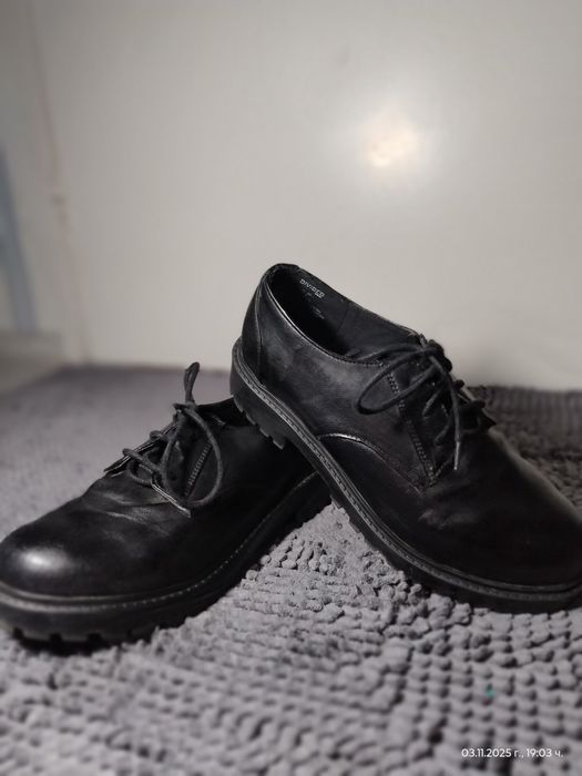 Продавам Детски Маратонки