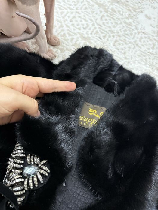 Продам норковую шубу