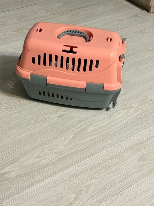 Продается переноска для домашних   животных