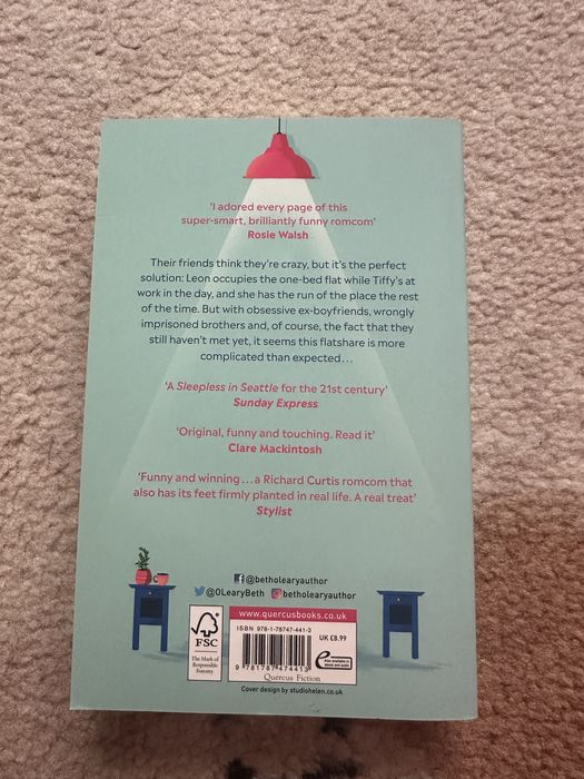 Книга на английски “the flat share”