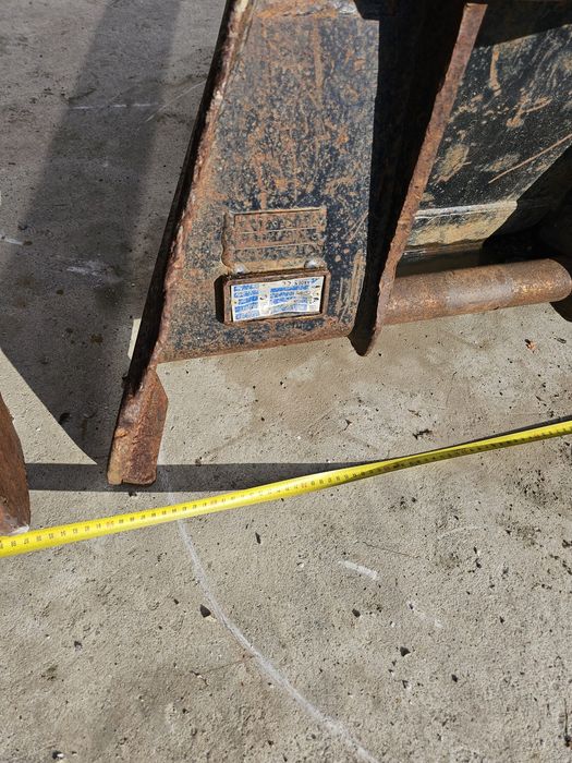 Cupe buldoexcavator cu cupla rapida