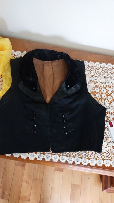 Vestă populara marimea M