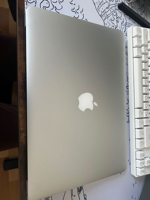 MacBook Air 13” Early 2014