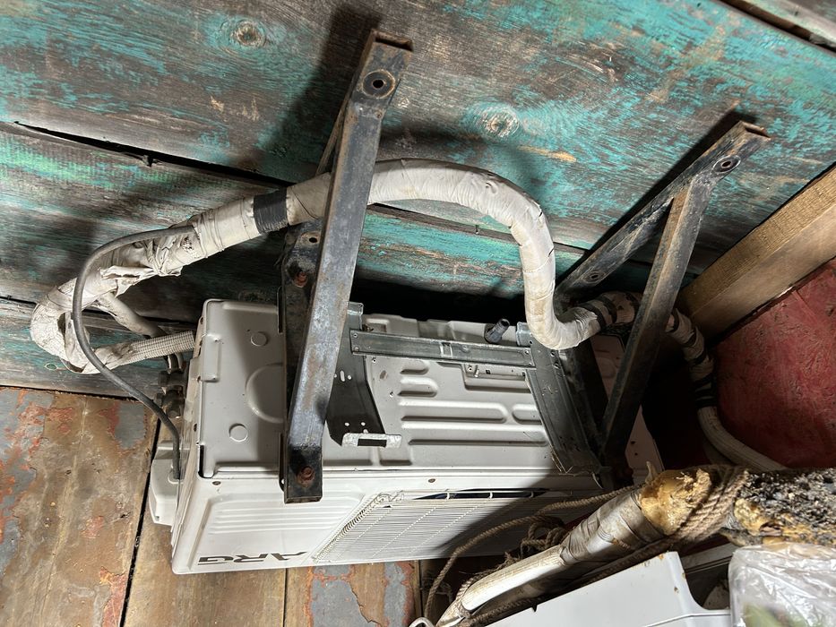 Кондиционер бу лежит без дела. Продам, торг есть. Звоните