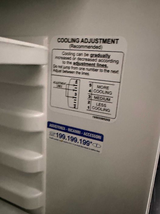 Ariston DF02X  frigider 435L