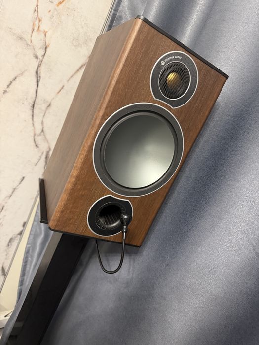 Se vand boxe stanga dreapta + central monitor audio