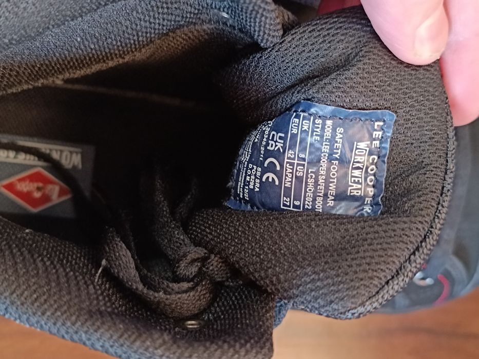 Ботинки от бренда Lee Cooper