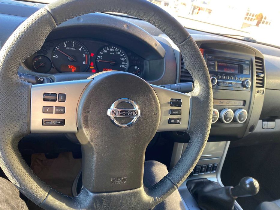 NISSAN NAVARA / 2.5 DCI/  190 Cp / 4x4 / 2015 / factura