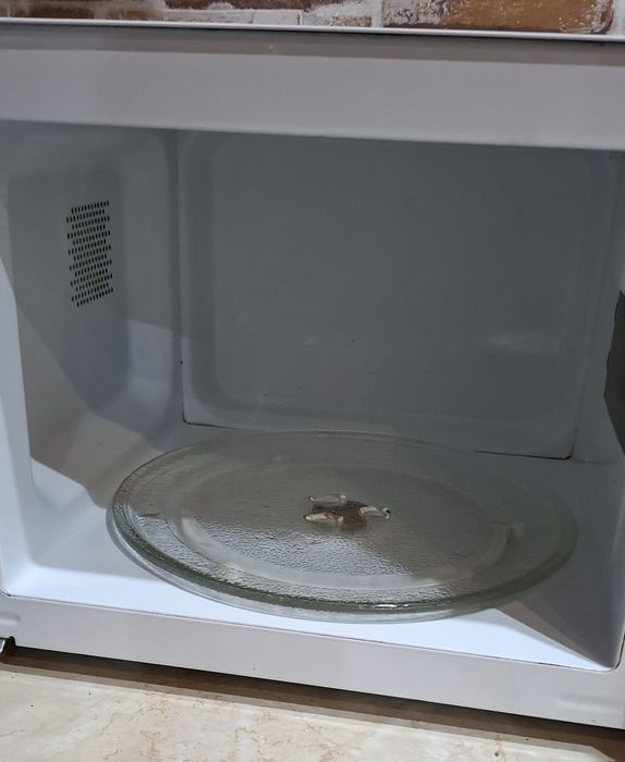 Продам микровалновку