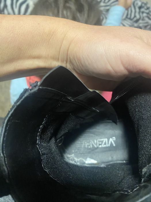 Ghete piele marca Venezia